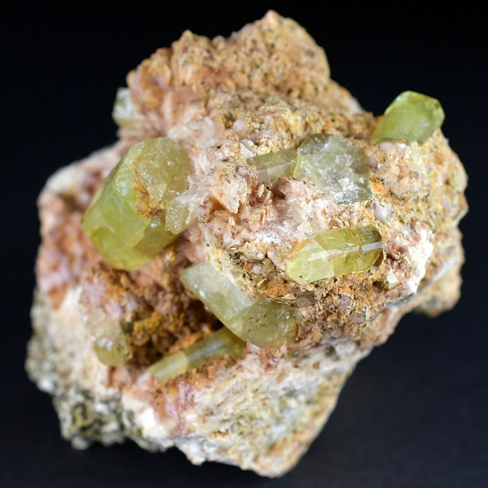 Mineralienstufe mit Apatit Kristallen aus Imilchil Marokko