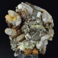 Mineralien aus Rumänien Bergkristall mit Pyrit und Siderit